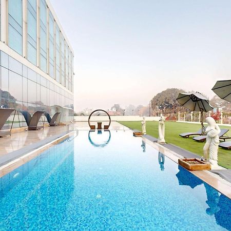 Radisson Hotel Bareilly Airport Eksteriør bilde