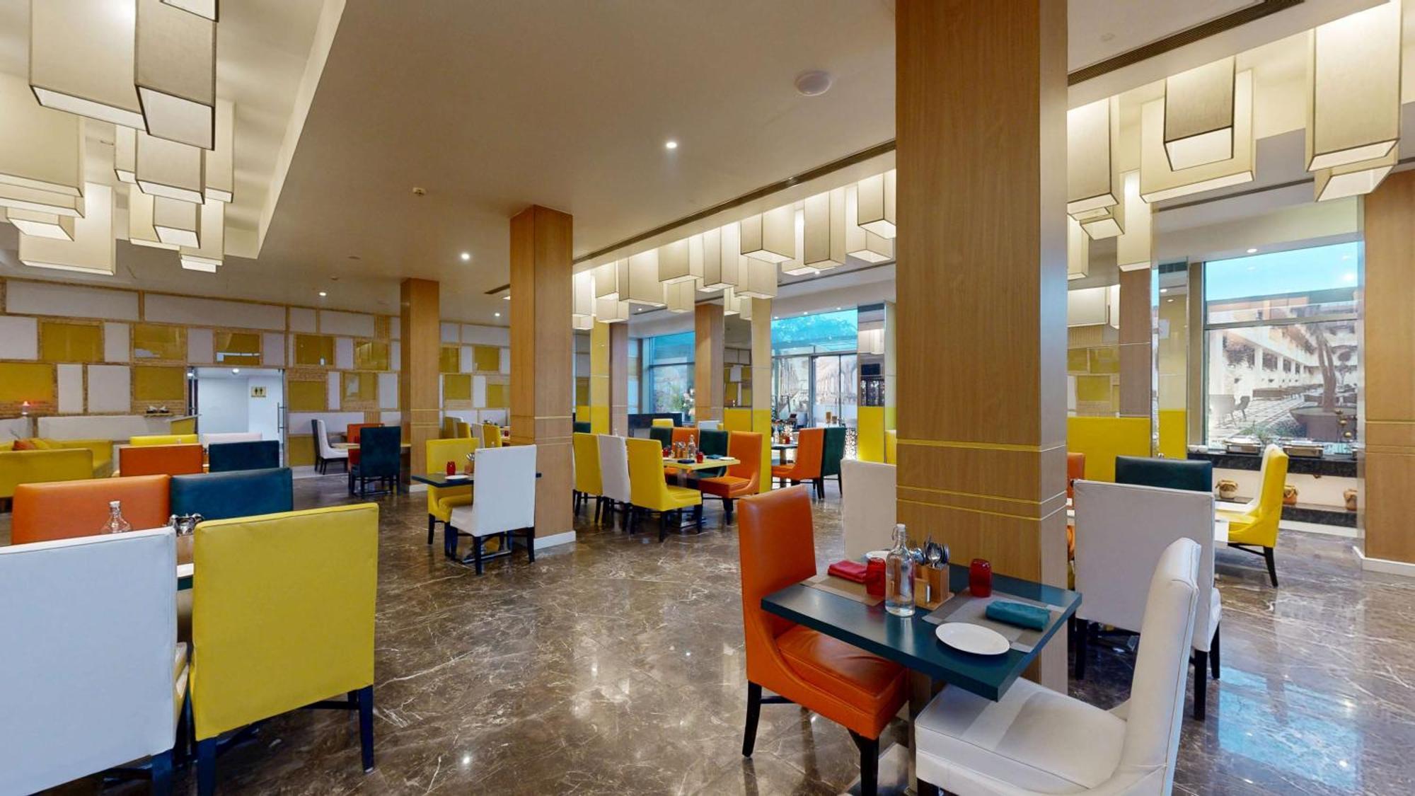 Radisson Hotel Bareilly Airport Eksteriør bilde